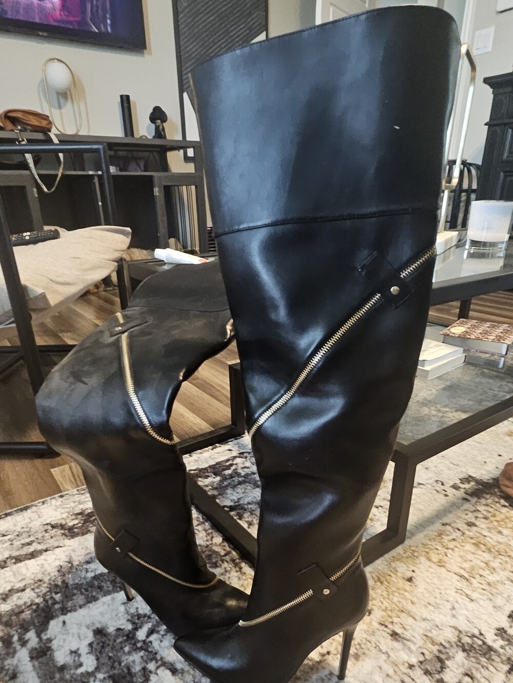 Black Women's Thigh High Heel Zip-Accent Boots - Picture 4 of 6